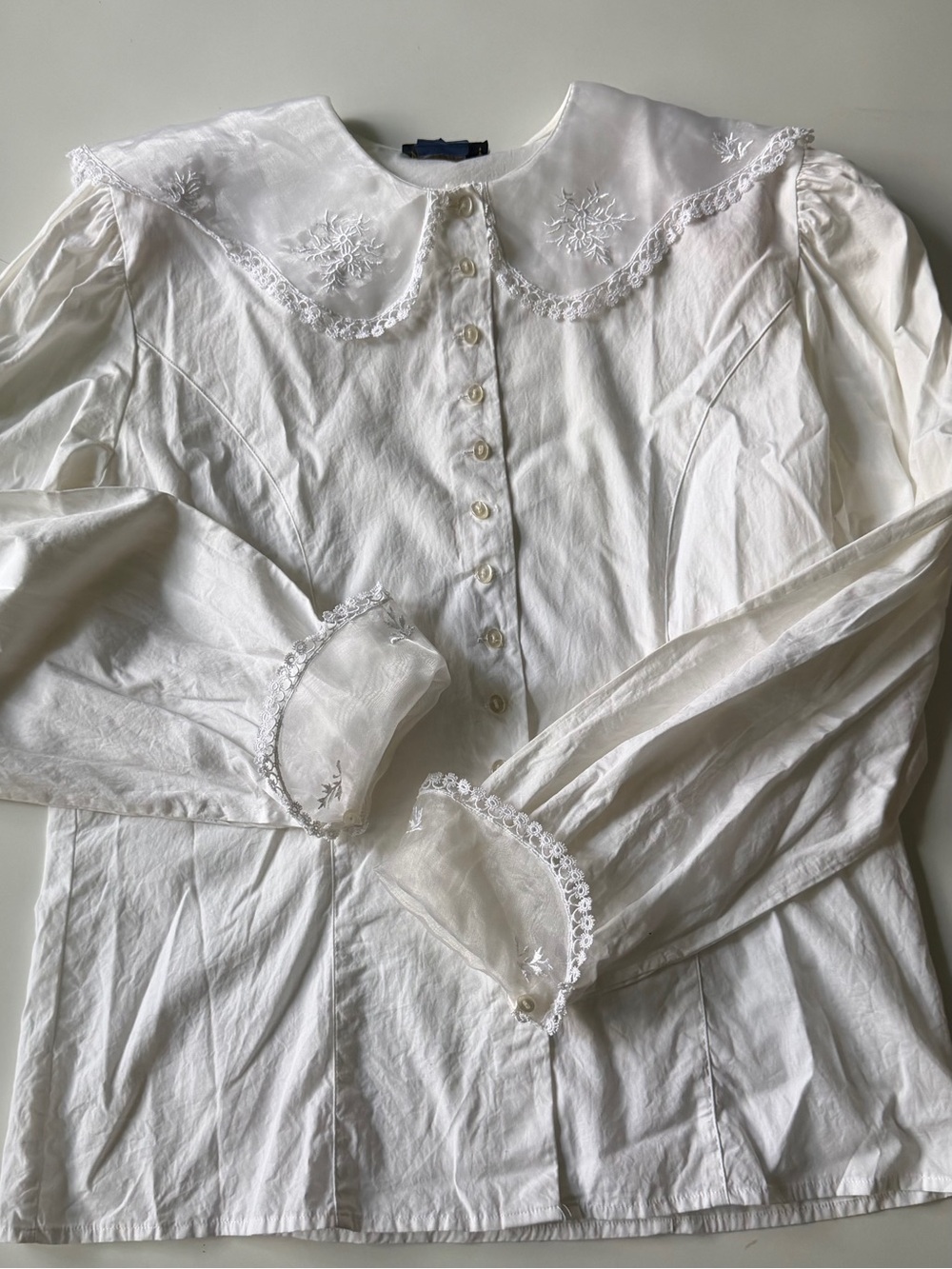 Vintage Preswick & Moore White Embroidered Blouse 12